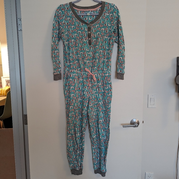 For Lea Lowes - Llama onesie jumpsuit - Picture 2 of 4